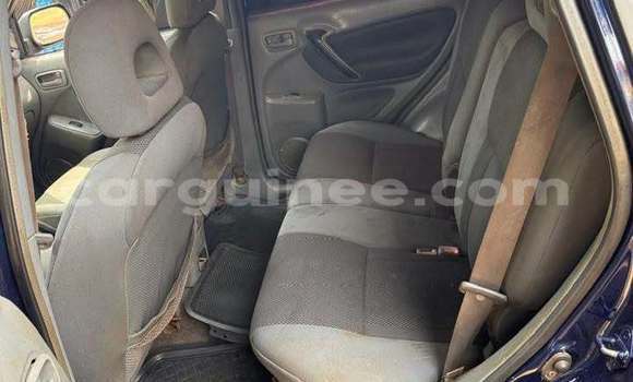 Acheter Occasion Voiture Toyota RAV4 Bleu à Conakry, Conakry Acheter Occasion Voiture Toyota RAV4 Bleu à Conakry, Conakry