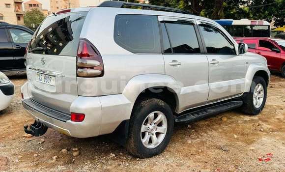 Acheter Occasion Voiture Toyota Prado Gris à Conakry, Conakry Acheter Occasion Voiture Toyota Prado Gris à Conakry, Conakry