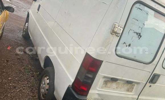 Acheter Occasion Voiture Peugeot Bipper Blanc à Coyah, Coyah Acheter Occasion Voiture Peugeot Bipper Blanc à Coyah, Coyah