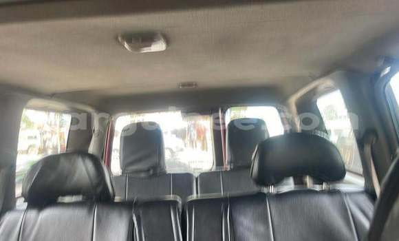 Acheter Occasion Voiture Toyota RAV4 Rouge à Conakry, Conakry Acheter Occasion Voiture Toyota RAV4 Rouge à Conakry, Conakry