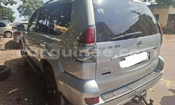 Acheter Occasion Voiture Toyota Land Cruiser Gris à Conakry, Conakry Acheter Occasion Voiture Toyota Land Cruiser Gris à Conakry, Conakry