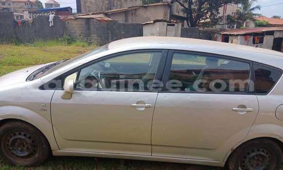 Acheter Occasion Voiture Toyota Verso-S Gris à Conakry, Conakry Acheter Occasion Voiture Toyota Verso-S Gris à Conakry, Conakry