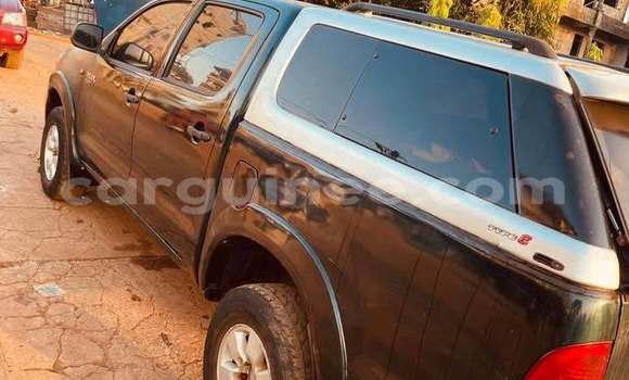 Acheter Occasion Voiture Toyota Pickup Noir à Conakry, Conakry Acheter Occasion Voiture Toyota Pickup Noir à Conakry, Conakry