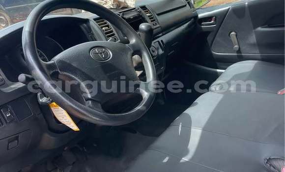 Acheter Occasion Voiture Toyota Hiace Blanc à Conakry, Conakry Acheter Occasion Voiture Toyota Hiace Blanc à Conakry, Conakry