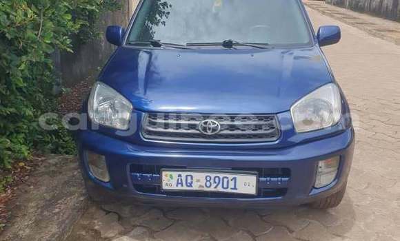 Acheter Occasion Voiture Toyota RAV4 Bleu à Conakry, Conakry