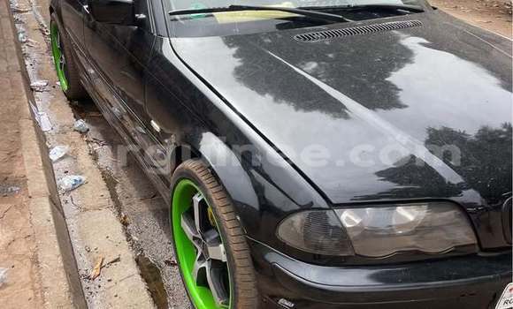 Acheter Occasion Voiture BMW 1-Series Noir à Conakry, Conakry Acheter Occasion Voiture BMW 1-Series Noir à Conakry, Conakry