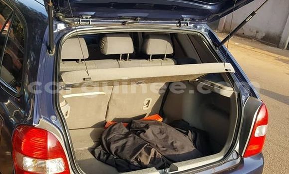 Acheter Occasion Voiture Mazda 323 Bleu à Conakry, Conakry Acheter Occasion Voiture Mazda 323 Bleu à Conakry, Conakry