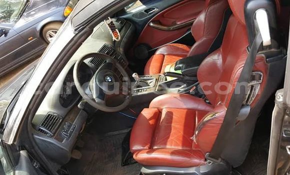 Acheter Occasion Voiture BMW 3–Series Noir à Conakry, Conakry Acheter Occasion Voiture BMW 3–Series Noir à Conakry, Conakry