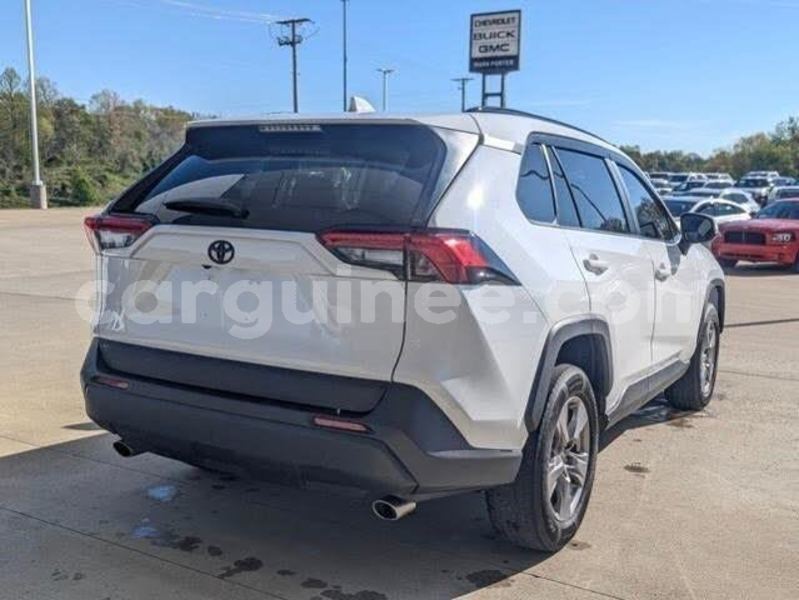 Big with watermark toyota rav4 dabola dabola 10769