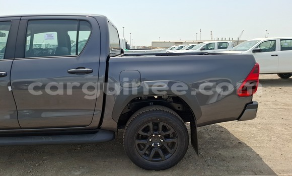 Acheter Neuf Voiture Toyota Hilux Noir à Conakry, Conakry Acheter Neuf Voiture Toyota Hilux Noir à Conakry, Conakry