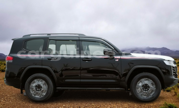 Acheter Neuf Voiture Toyota Land Cruiser Prado Noir à Conakry, Conakry Acheter Neuf Voiture Toyota Land Cruiser Prado Noir à Conakry, Conakry