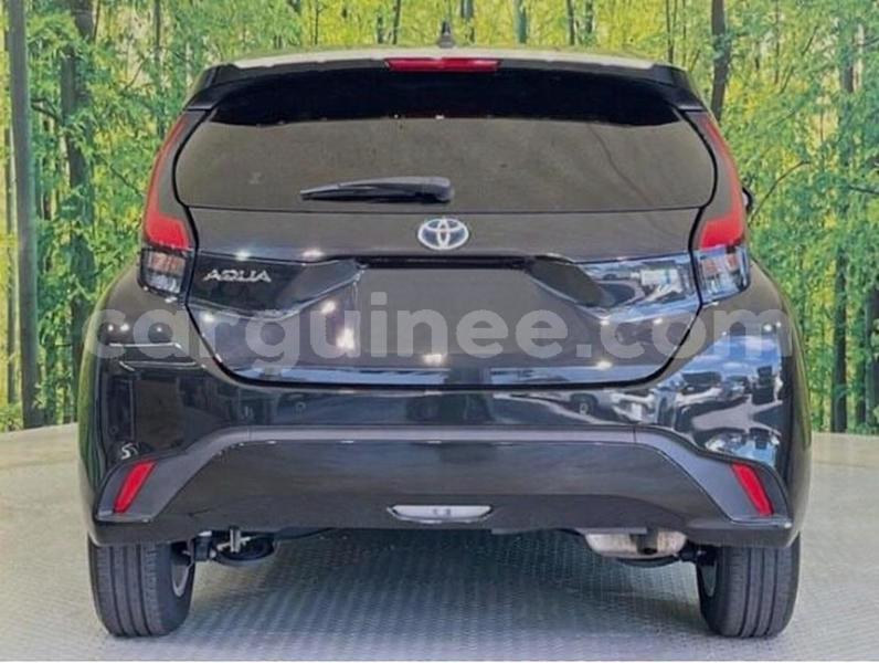 Big with watermark toyota aqua boffa boffa 10777