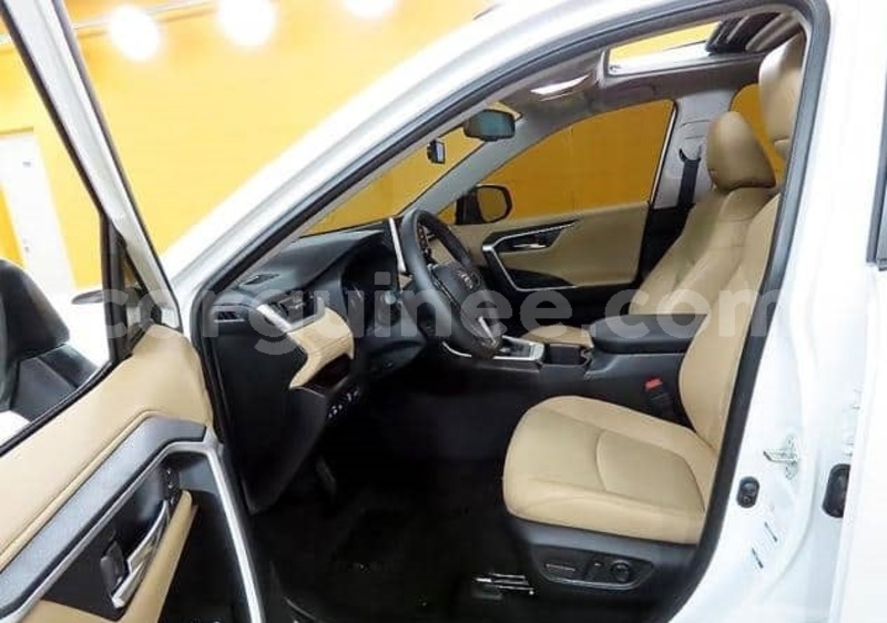 Big with watermark toyota rav4 conakry conakry 10779