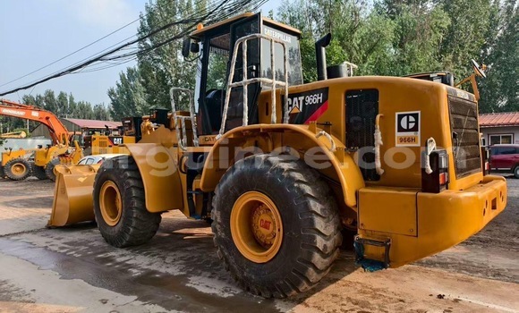 Acheter Occasion Voiture Abarth 124 Spider Autre à Conakry, Conakry Acheter Occasion Voiture Abarth 124 Spider Autre à Conakry, Conakry