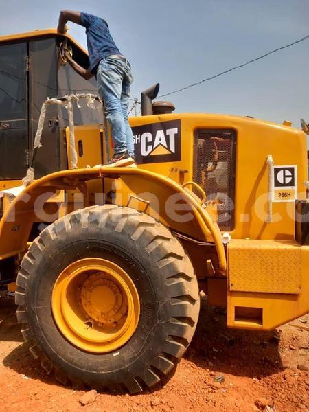 Big with watermark abarth 124 spider conakry conakry 10783