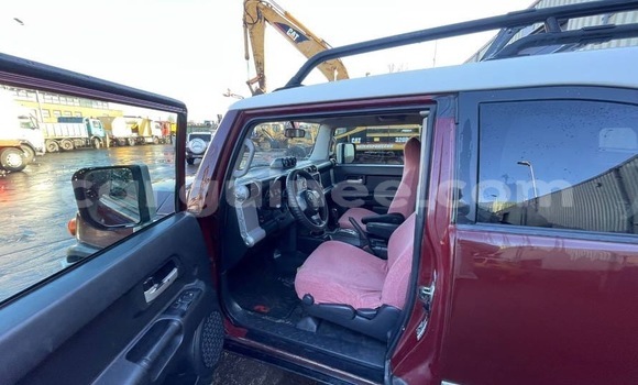 Acheter Occasion Voiture Toyota Land Cruiser Blanc à Conakry, Conakry Acheter Occasion Voiture Toyota Land Cruiser Blanc à Conakry, Conakry