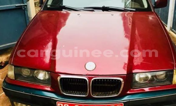 Acheter Occasion Voiture BMW 3–Series Rouge à Conakry, Conakry