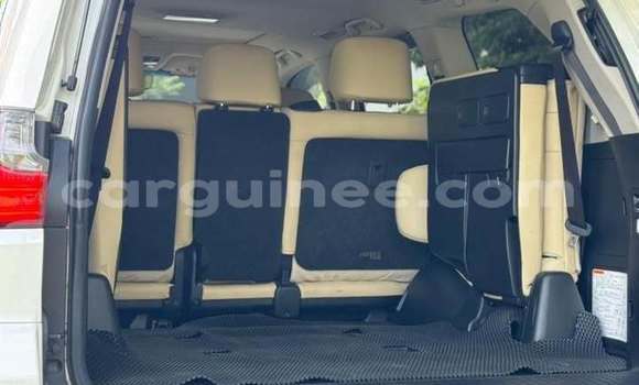 Buy Used Lexus LX 570 White Car in Conakry in Conakry Buy Used Lexus LX 570 White Car in Conakry in Conakry