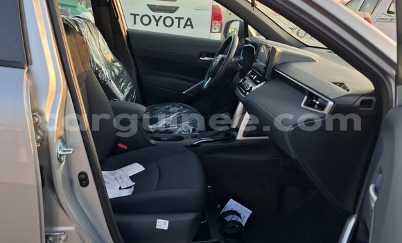 Acheter Occasion Voiture Toyota Corolla Cross Vert à Conakry, Conakry Acheter Occasion Voiture Toyota Corolla Cross Vert à Conakry, Conakry