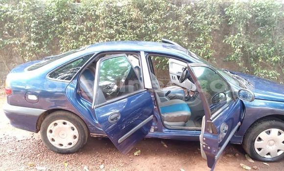 Acheter Occasion Voiture Renault Laguna Bleu à Conakry, Conakry Acheter Occasion Voiture Renault Laguna Bleu à Conakry, Conakry
