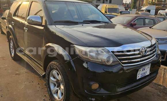 Acheter Occasion Voiture Toyota Fortuner Noir à Conakry, Conakry Acheter Occasion Voiture Toyota Fortuner Noir à Conakry, Conakry
