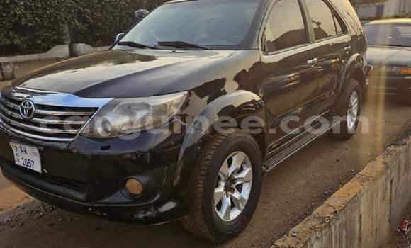 Acheter Occasion Voiture Toyota Fortuner Noir à Conakry, Conakry Acheter Occasion Voiture Toyota Fortuner Noir à Conakry, Conakry