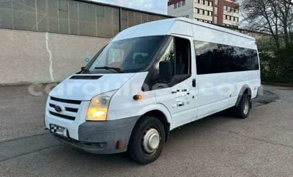 Acheter Occasion Voiture Ford B-MAX Blanc à Conakry, Conakry Acheter Occasion Voiture Ford B-MAX Blanc à Conakry, Conakry