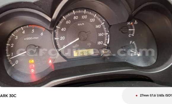 Acheter Occasion Voiture Toyota Hilux Blanc à Conakry, Conakry Acheter Occasion Voiture Toyota Hilux Blanc à Conakry, Conakry