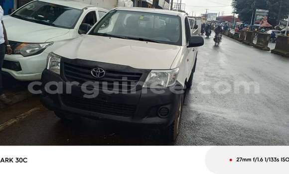 Acheter Occasion Voiture Toyota Hilux Blanc à Conakry, Conakry Acheter Occasion Voiture Toyota Hilux Blanc à Conakry, Conakry
