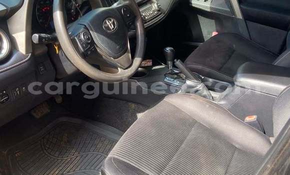 Acheter Occasion Voiture Toyota RAV4 Noir à Conakry, Conakry Acheter Occasion Voiture Toyota RAV4 Noir à Conakry, Conakry