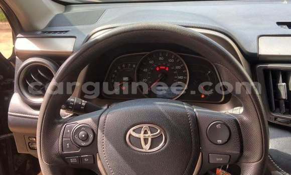 Acheter Occasion Voiture Toyota RAV4 Noir à Conakry, Conakry Acheter Occasion Voiture Toyota RAV4 Noir à Conakry, Conakry