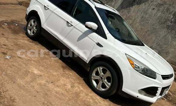 Acheter Occasion Voiture Ford Escape Blanc à Conakry, Conakry Acheter Occasion Voiture Ford Escape Blanc à Conakry, Conakry