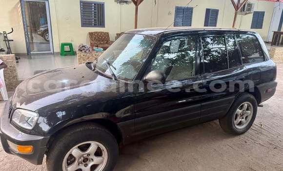Acheter Occasion Voiture Toyota RAV4 Noir à Conakry, Conakry Acheter Occasion Voiture Toyota RAV4 Noir à Conakry, Conakry