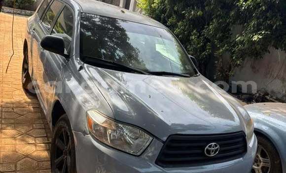 Acheter Occasion Voiture Toyota Highlander Blanc à Conakry, Conakry Acheter Occasion Voiture Toyota Highlander Blanc à Conakry, Conakry