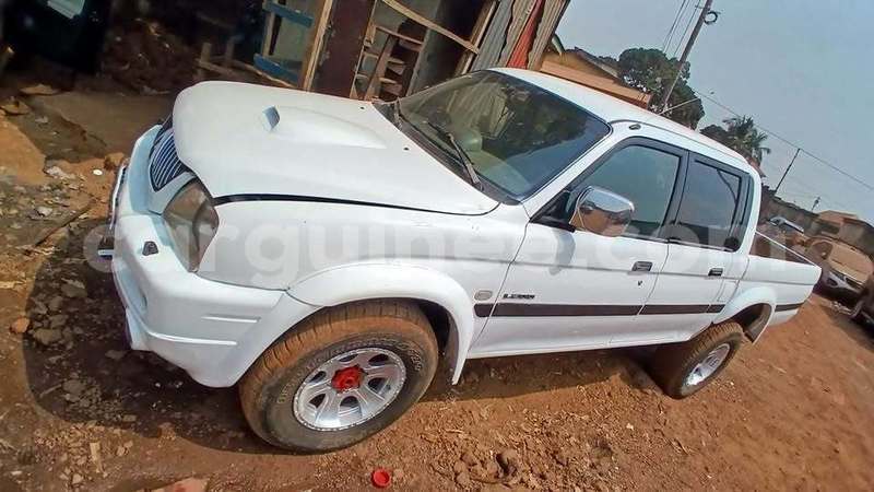 Big with watermark mitsubishi l200 conakry conakry 10835