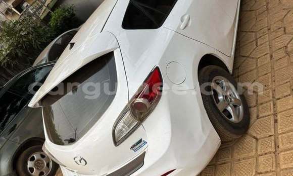 Acheter Occasion Voiture Mazda 3 Blanc à Conakry, Conakry Acheter Occasion Voiture Mazda 3 Blanc à Conakry, Conakry