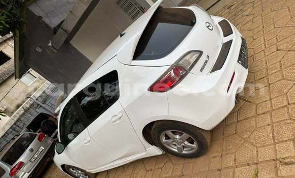 Acheter Occasion Voiture Mazda 3 Blanc à Conakry, Conakry Acheter Occasion Voiture Mazda 3 Blanc à Conakry, Conakry