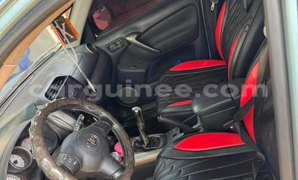 Acheter Occasion Voiture Toyota RAV4 Bleu à Conakry, Conakry Acheter Occasion Voiture Toyota RAV4 Bleu à Conakry, Conakry