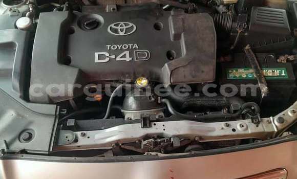 Acheter Occasion Voiture Toyota Avensis Gris à Conakry, Conakry Acheter Occasion Voiture Toyota Avensis Gris à Conakry, Conakry