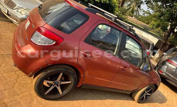 Acheter Occasion Voiture Suzuki Vitara Rouge à Conakry, Conakry Acheter Occasion Voiture Suzuki Vitara Rouge à Conakry, Conakry
