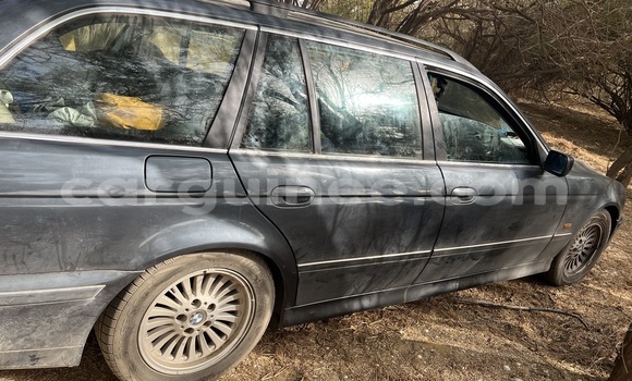 Buy Import BMW 5er Black Car in Conakry in Conakry Buy Import BMW 5er Black Car in Conakry in Conakry