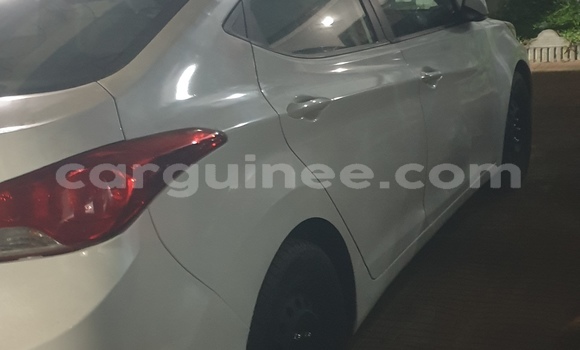 Buy Used Hyundai Elantra White Car in Conakry in Conakry Buy Used Hyundai Elantra White Car in Conakry in Conakry
