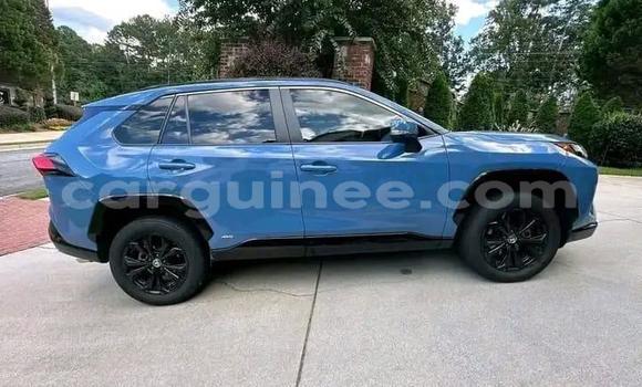 Buy Used Toyota RAV4 Blue Car in Conakry in Conakry Buy Used Toyota RAV4 Blue Car in Conakry in Conakry