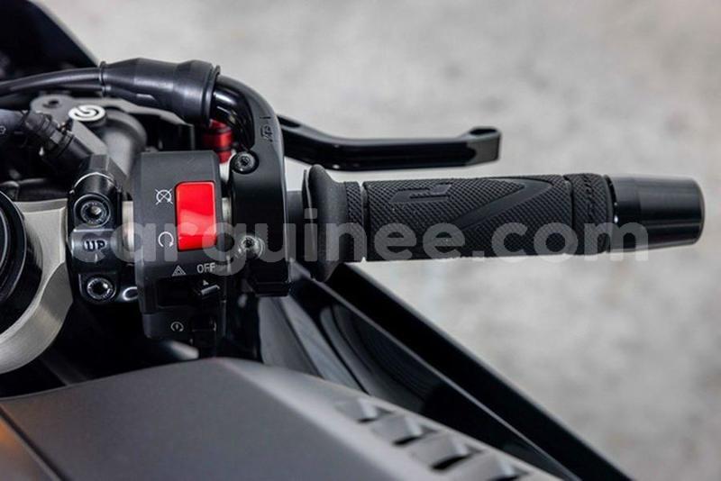 Big with watermark yamaha yzf conakry conakry 10869