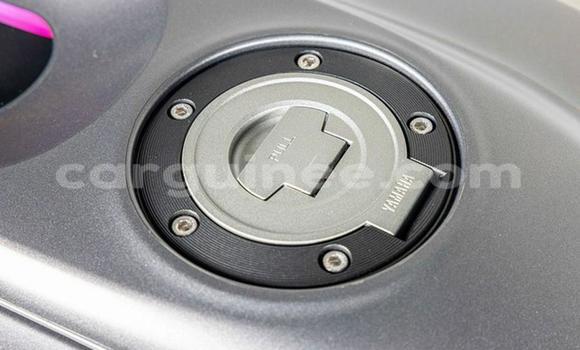 Acheter Occasion Moto Yamaha YZF Blanc à Conakry, Conakry Acheter Occasion Moto Yamaha YZF Blanc à Conakry, Conakry