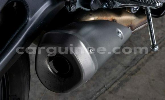 Acheter Occasion Moto Yamaha YZF Blanc à Conakry, Conakry Acheter Occasion Moto Yamaha YZF Blanc à Conakry, Conakry