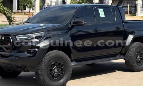 Buy Used Toyota Hilux White Car in Conakry in Conakry Buy Used Toyota Hilux White Car in Conakry in Conakry