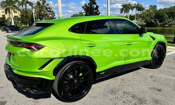 Buy Used Lamborghini Urus Silver Car in Conakry in Conakry Buy Used Lamborghini Urus Silver Car in Conakry in Conakry