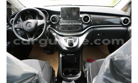 Buy Import Mercedes-Benz 250 Black Car in Import - Dubai in Conakry Buy Import Mercedes-Benz 250 Black Car in Import - Dubai in Conakry