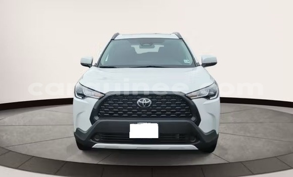 Acheter Occasion Voiture Toyota Corolla Cross Blanc à Conakry, Conakry